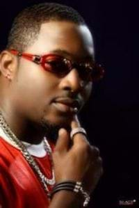 Olu Maintain Adopts Ghanaian Kids